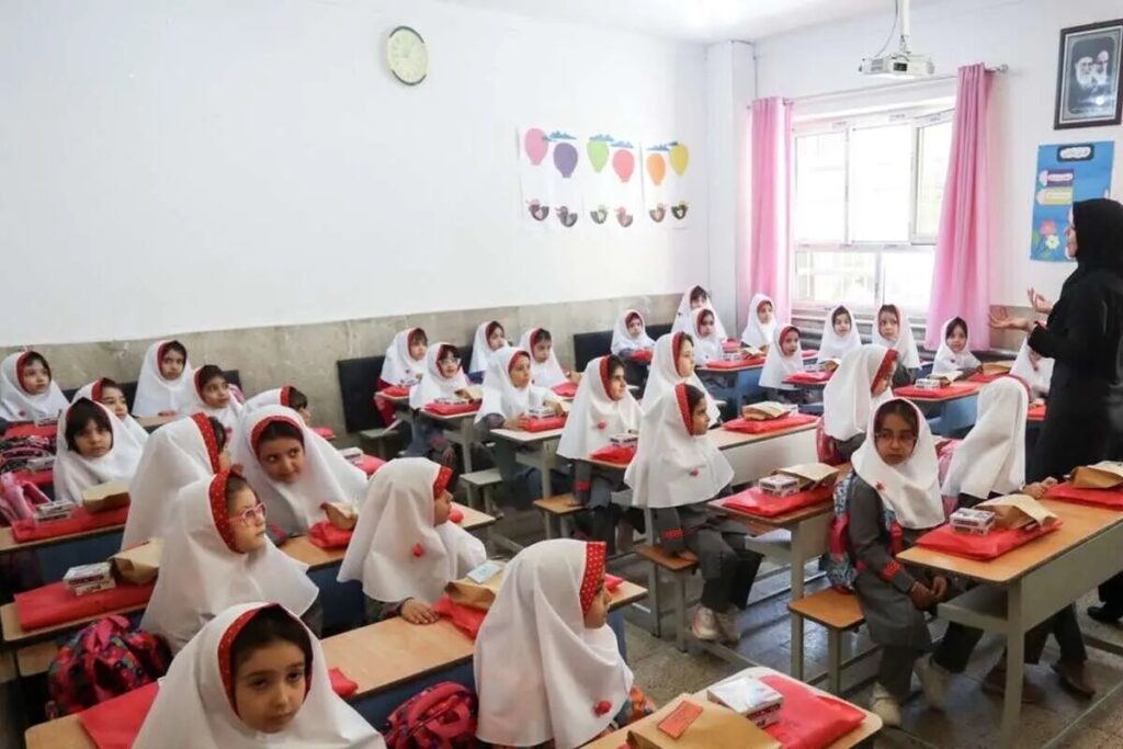 ارائه خدمات مراقبتی به دانشآموزان در جنوب غرب خوزستان
