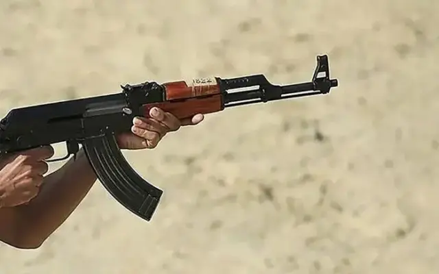 درگیری مسلحانه پلیس با افراد مشکوک در پمپ بنزین