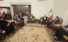 دیدار رئیس سازمان گذرگاه‌های مرزی و استانداران سه استان مرزی عراق با سفیر ایران