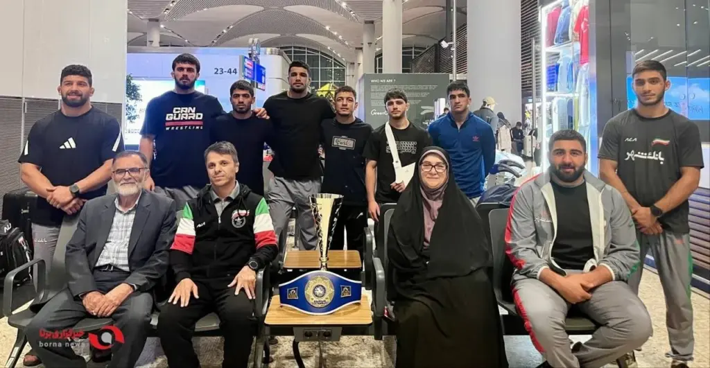 دیدار تیم کشتی فرنگی امیدهای ایران با معاون وزیر ورزش و جوانان