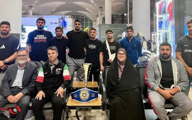 دیدار تیم کشتی فرنگی امیدهای ایران با معاون وزیر ورزش و جوانان