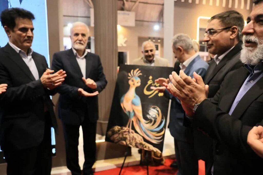 رونمایی از سامانه گردشگری هوش مصنوعی سیمرغ در نمایشگاه اکسپو شیراز