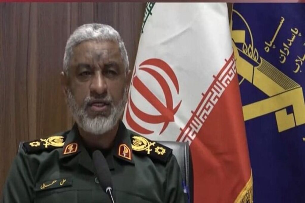 ناوهای آمریکایی به دلیل آسیب‌پذیری از این تنگه فاصله گرفته‌اند