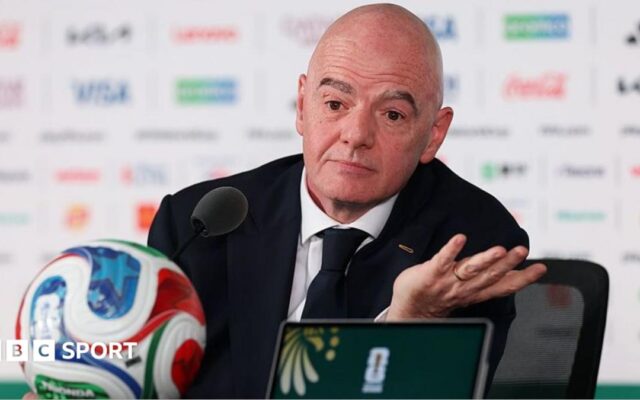 Infantino apologises to Fifa Council - but told he is still not fit to lead