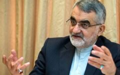 واکنش بروجردی به مداخله هسته‌ای آمریکا؛ ایران بمب اتم نمی‌خواهد، اما غنی‌سازی را متوقف نمی‌کند