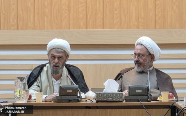 نشست فعالان عرصه فرهنگ و هنر در مؤسسه تنظیم و نشر آثار امام خمینی(س) قم برگزار شد+تصاویر