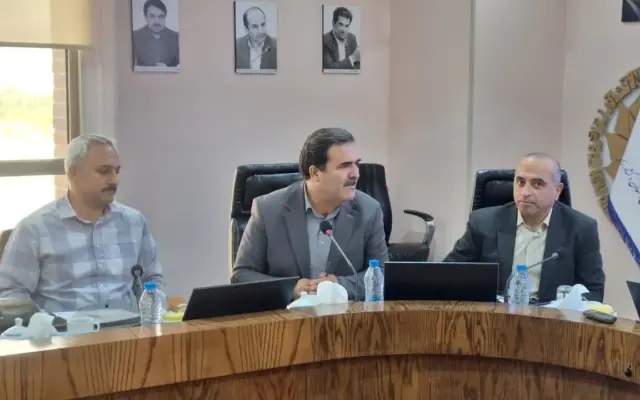 مشکلات سرمایه‌گذاران بخش خصوصی احداث نیروگاه در قزوین پیگیری می‌شود