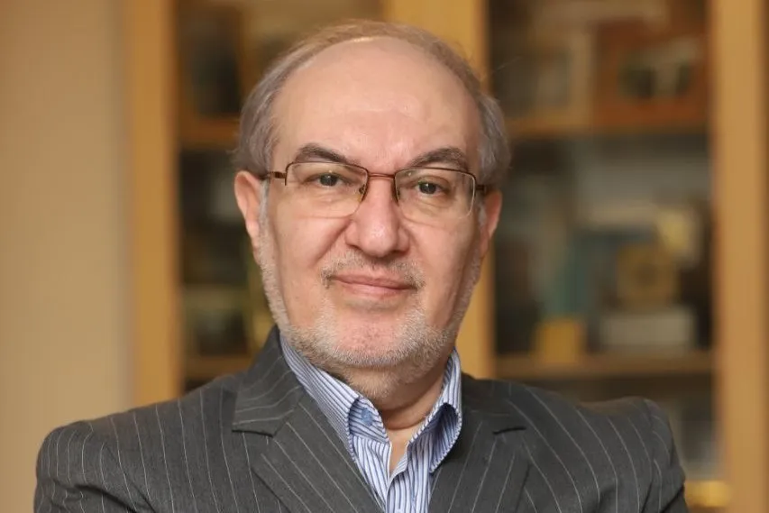 آثار علامه حسنزاده آملی شایسته معرفی گستردهتر به زبانهای اروپایی است