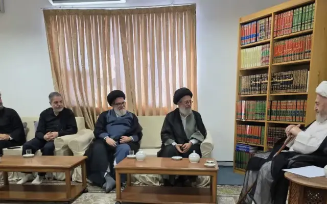 دیدار اعضای بیت آیت‌الله شبیری زنجانی با آیت الله سبحانی