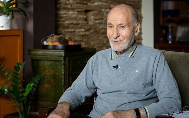 بهزاد نبوی: پزشکیان پیش از سفر به نیویورک، از فراهم‌نشدن امکان تبادل‌نظر با رهبری درباره سفر، سخن گفت/ کنار گذاشتن نیروهای مسلح از میدان صلاح نیست