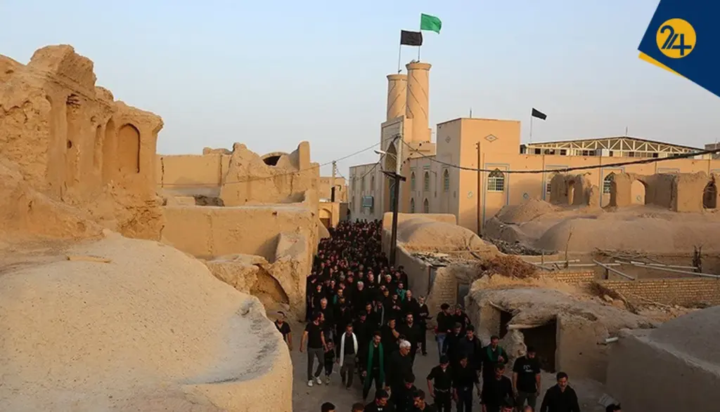 مصلایی در دل ارگ تاریخی قورتان؛ میراث فرهنگی پشت دیوار مالکیت خصوصی ماند! | ۲۰ سال اعتراض، بدون نتیجه