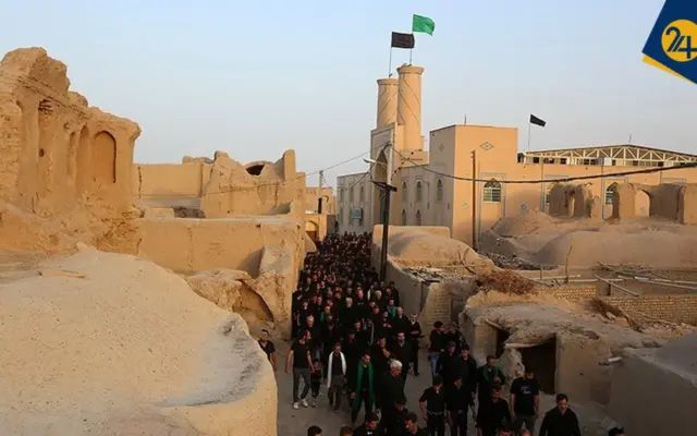 مصلایی در دل ارگ تاریخی قورتان؛ میراث فرهنگی پشت دیوار مالکیت خصوصی ماند! | ۲۰ سال اعتراض، بدون نتیجه