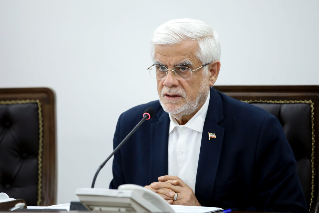 عارف تاجیکستان را ترک کرد