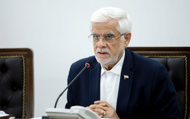 عارف تاجیکستان را ترک کرد