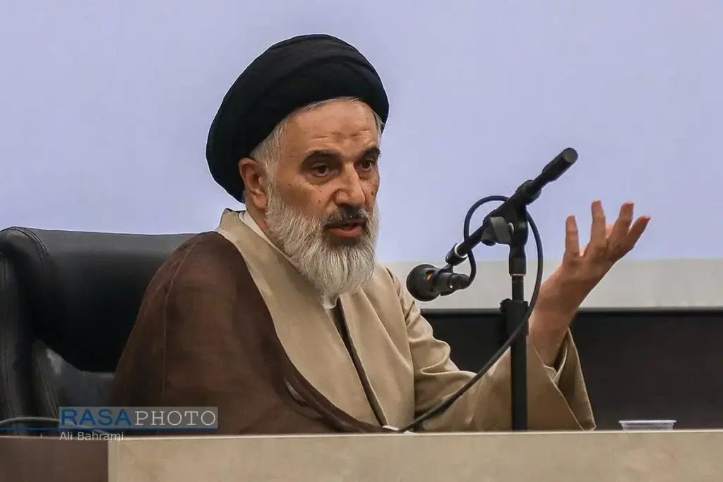فلسفه اسلامی باید از عرصه نظری به میدان عینیت و تمدنسازی وارد شود