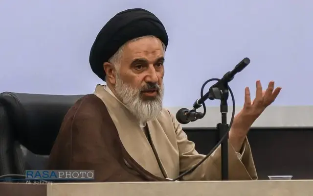 فلسفه اسلامی باید از عرصه نظری به میدان عینیت و تمدن‌سازی وارد شود
