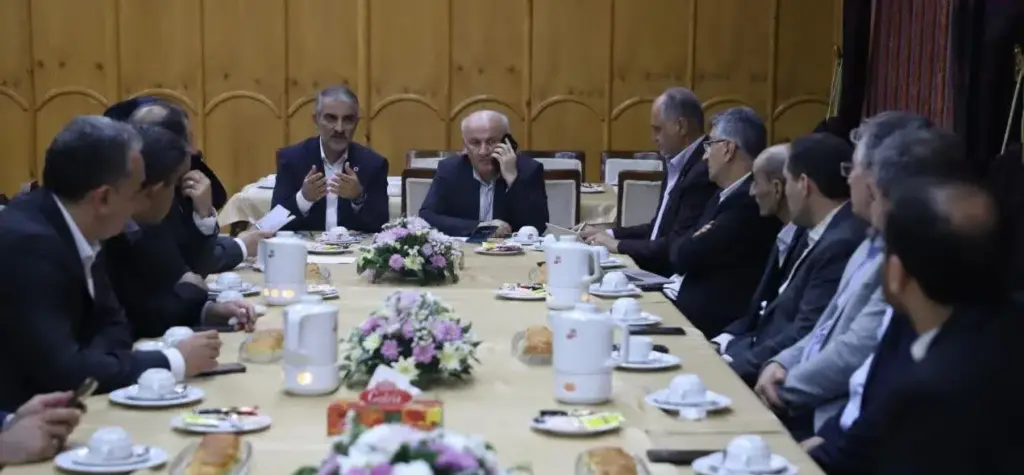 قدردانی معاون وزیر نیرو و مدیرعامل شرکت مادر تخصصی برق حرارتی کشور از حمایتهای استاندار در توسعه بی سابقه زیرساختهای برق مازندران