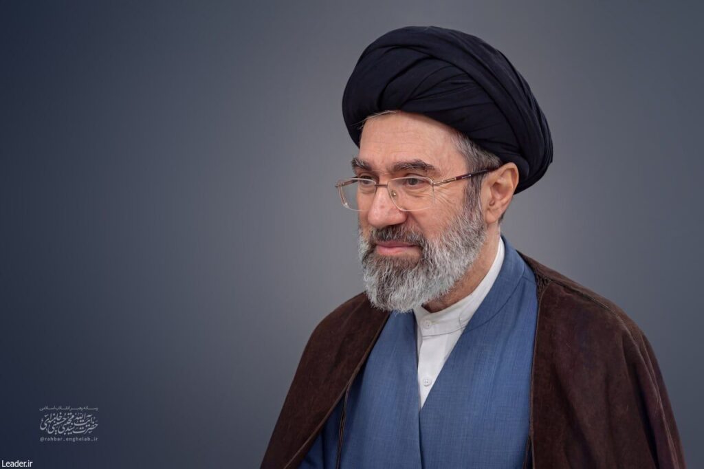 قالیباف به دیدار رهبر معظم انقلاب اسلامی رفت | بررسی آخرین تحولات جنگ نظامی، اقتصادی | تاکید بر اهتمام دولت و مجلس به همکاری در جهت گره‌گشایی از مشکلات اقتصادی و معیشتی مردم