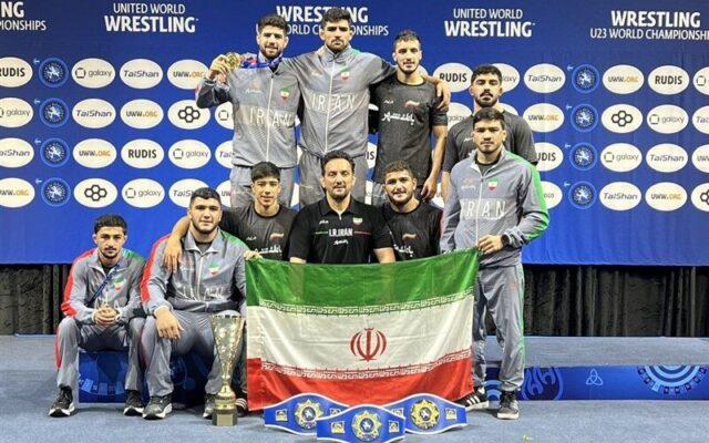 نمایش اقتدار ملی در خاک آمریکا؛تیم کشتی آزاد امید ایران قهرمان جهان شد