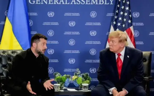 زلنسکی: منتظر جزئیات آتش بس ترامپ هستم