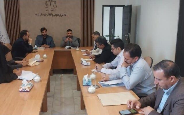 تشکیل تیم نظارت میدانی برای برخورد با تخلفات حوزه بهداشت و درمانی در زرند