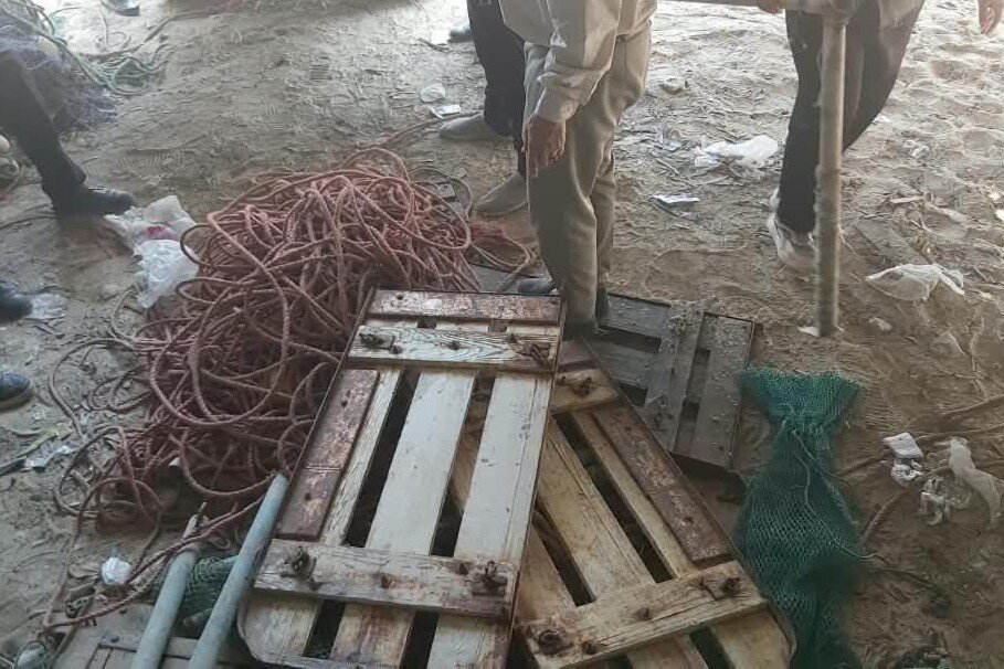 کشف ادوات غیرمجاز صید؛ توقیف ۲ شناور