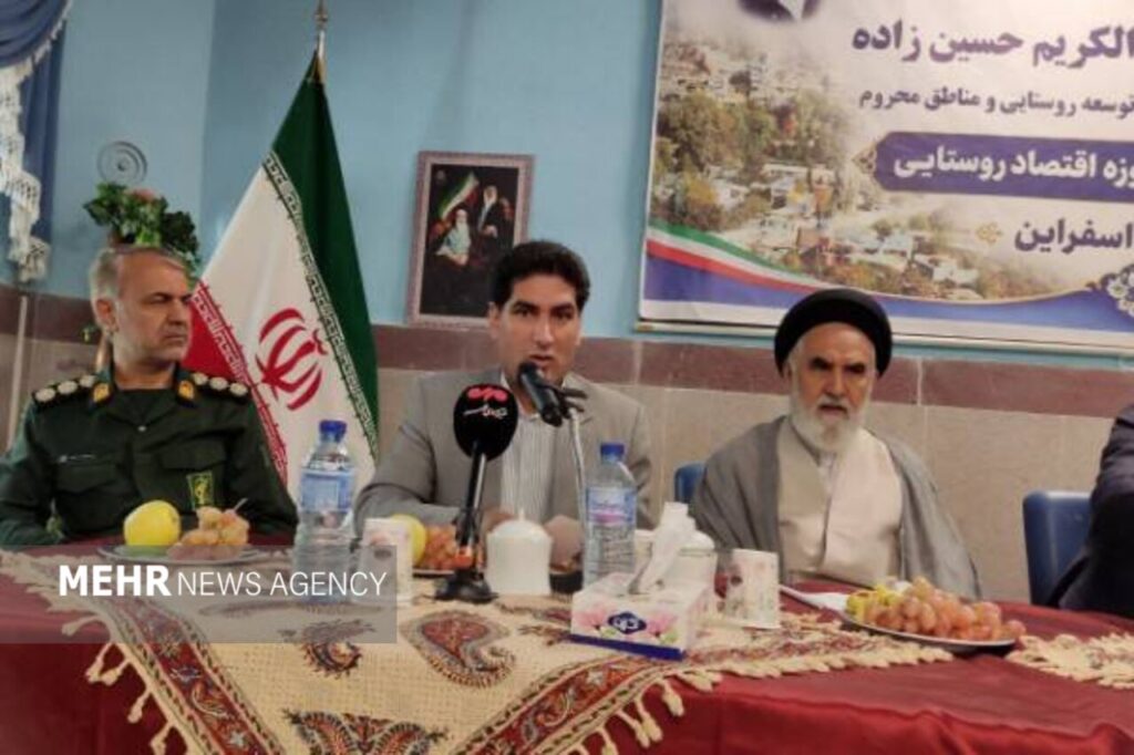 آیتی: اسفراین باید در فهرست شهرستان‌های هدف محرومیت‌زدایی قرار گیرد