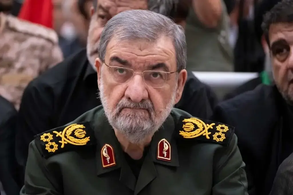 محسن رضایی: مراکز داده و تأسیسات هوش مصنوعی آمریکا در تیررس‌ هستند
