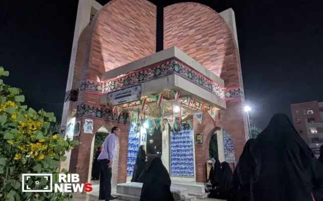 تجدید بیعت دانش‌آموزان مدرسه شاهد شهید حاج قاسم سلیمانی اهواز با رهبر انقلاب اسلامی