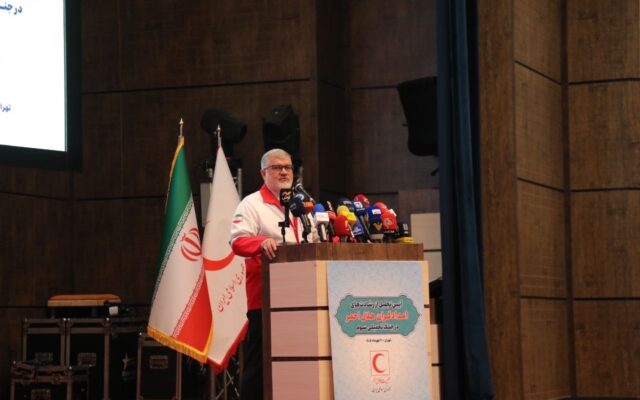 مراسم تجلیل از امدادگران هلال‌احمر با حضور استاندار تهران
