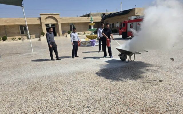 مانور مدیریت بحران در مراکز نگهداری معلولان و سالمندان شیراز کلید خورد