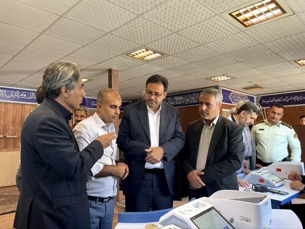 مانور آمادگی انتخابات الکترونیک در قرچک برگزار شد