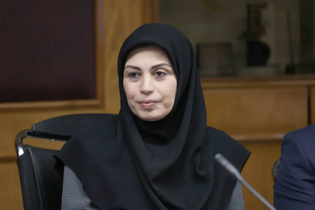 سحر فامیل زارع: تدوین ۶ پروژه اجرایی هوش مصنوعی در وزارت ورزش و جوانان/ انتشار پیشنویس برای نظرسنجی مردمی انجام شد