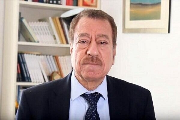 عطوان: ترامپ هزینه های جنگ با ایران را به دوش کشورهای عربی می اندازد