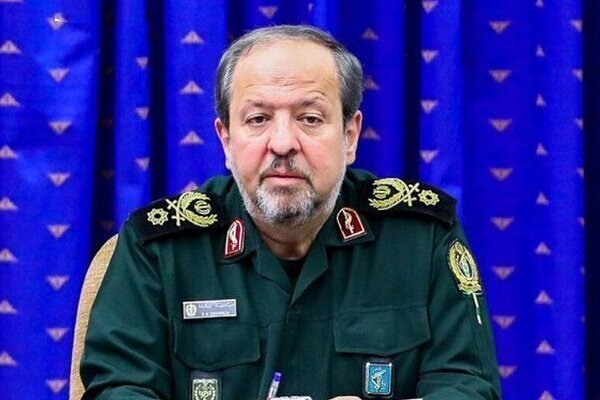سردار ابن‌الرضا: باید دست نیروهای مسلح را برای دفاع از ایران پر کنیم