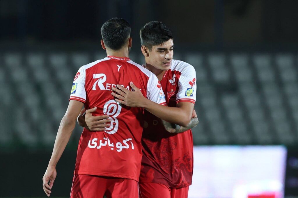 پویا اسمی را مسی و یامال نکنید! جنجال قهرمان‌سازی در پرسپولیس