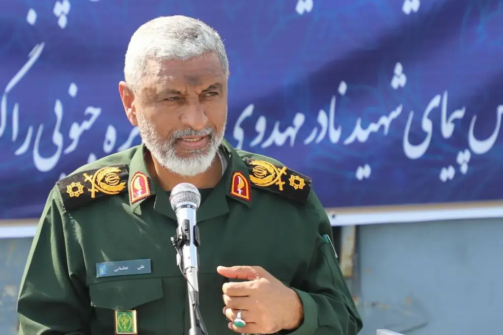 فرمانده نیروی دریایی سپاه: برای غرق کردن ناو‌های آمریکایی لحظه‌شماری می‌کنیم