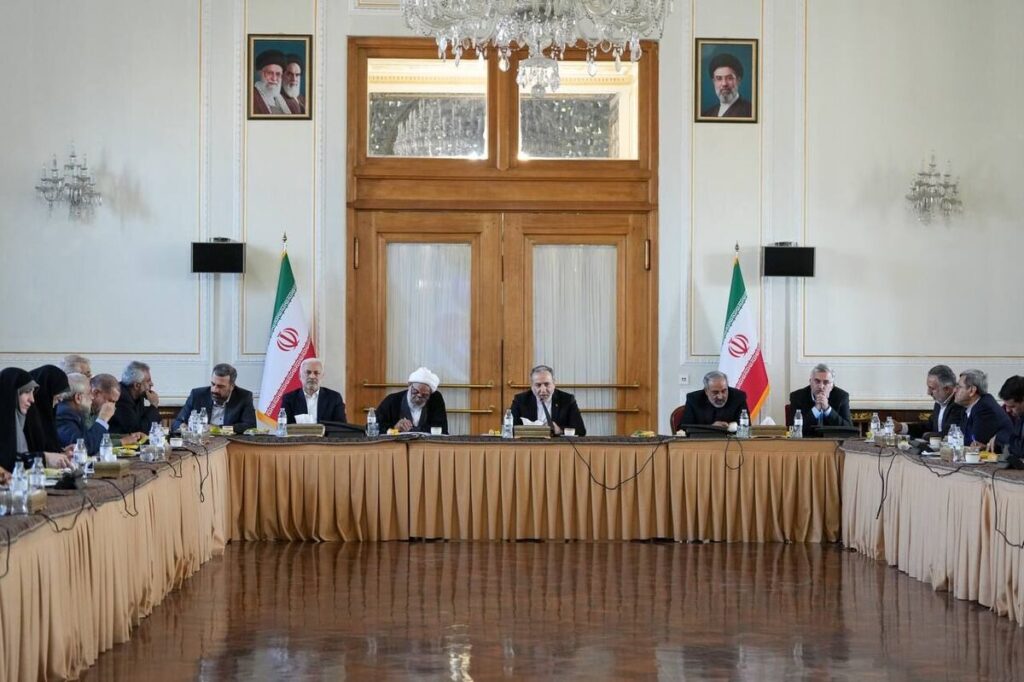 ظرفیت‌های دیپلماسی وزارت اخارجه برای تأمین منافع ملی بکار گرفته می‌شود