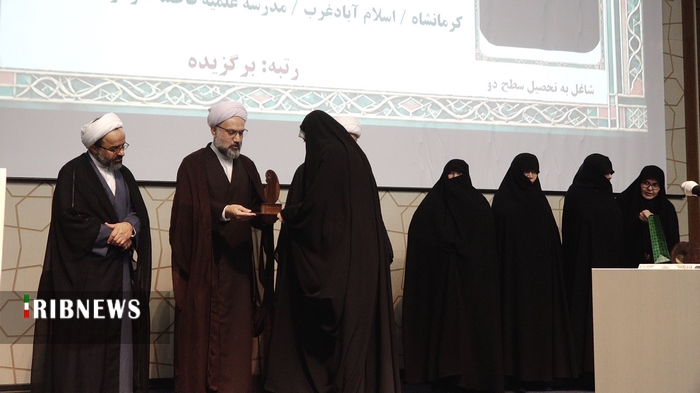 انتخاب ۴۵ اثر برگزیده از میان ۵ هزار پژوهش در جشنواره بانوی کرامت