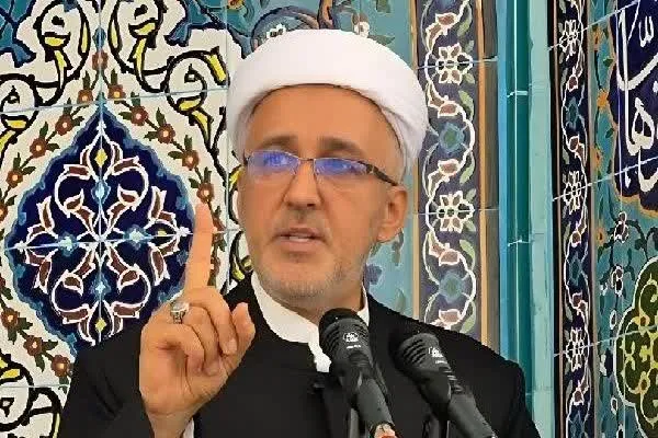 بصیرت و شجاعت رهبر معظم انقلاب رکن رکین عزت امت اسلام است