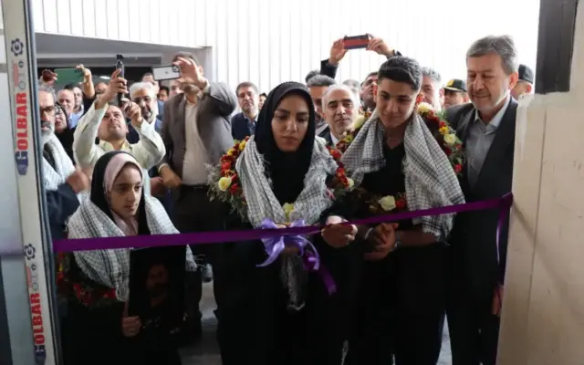 صنعت برق در بحران‌ها پای کار مردم و صنایع است