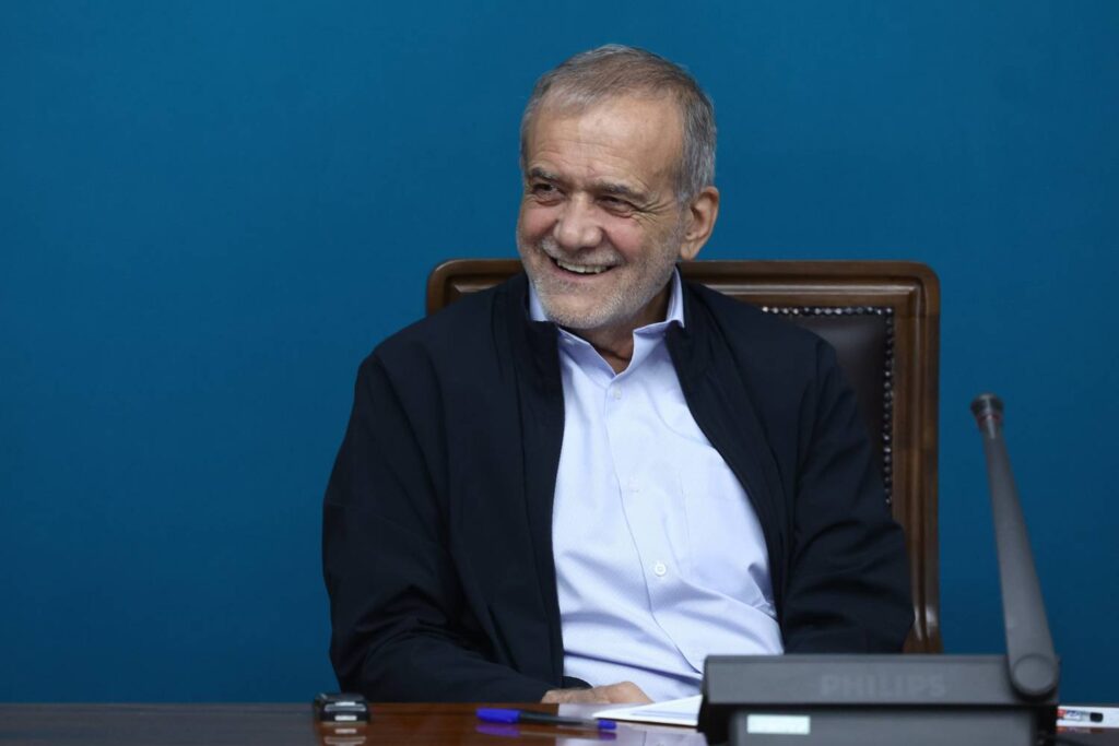 پزشکیان: از واردات بنزین بی‌نیاز شده‌ایم