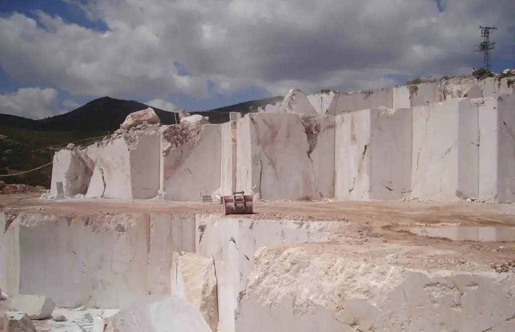 سنگ ایران در مسیر صادرات ۲ میلیارد دلاری