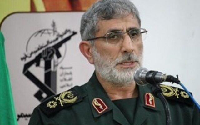 فرمانده نیروی قدس سپاه درگذشت ننه عصمت را تسلیت گفت