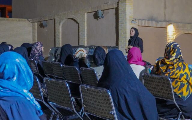 برگزاری کارگاه آموزشی سلامت روان ویژه بانوان در فرهنگسرای بانو شهرداری یزد