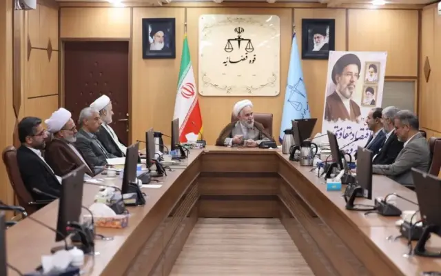 دادستان کل کشور: برای مقابله با فشار‌های دشمن، باید رویکرد اقتصاد جنگی اتخاذ شود