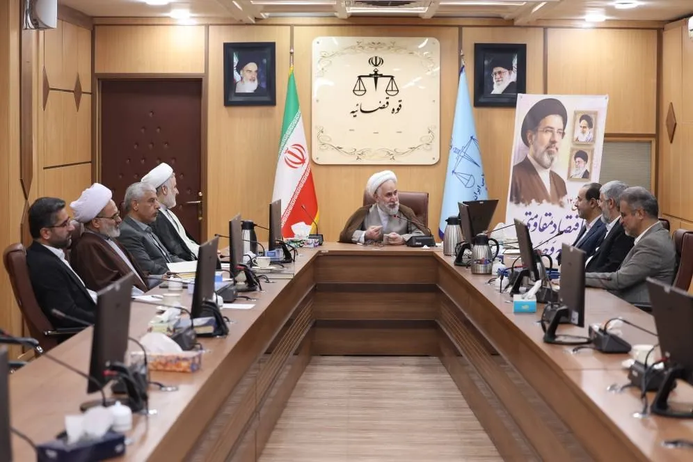 دادستان کل کشور: برای مقابله با فشار‌های دشمن، باید رویکرد اقتصاد جنگی اتخاذ شود