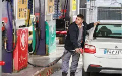 کاهش فروش سوخت در جایگاه‌ها با اجرای طرح شناسه‌دار کردن کارت‌ها