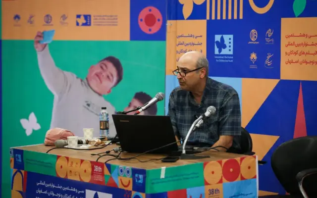 سینماگران باید پیش از تسلط هوش مصنوعی، شیوه تعامل با آن را بیاموزند