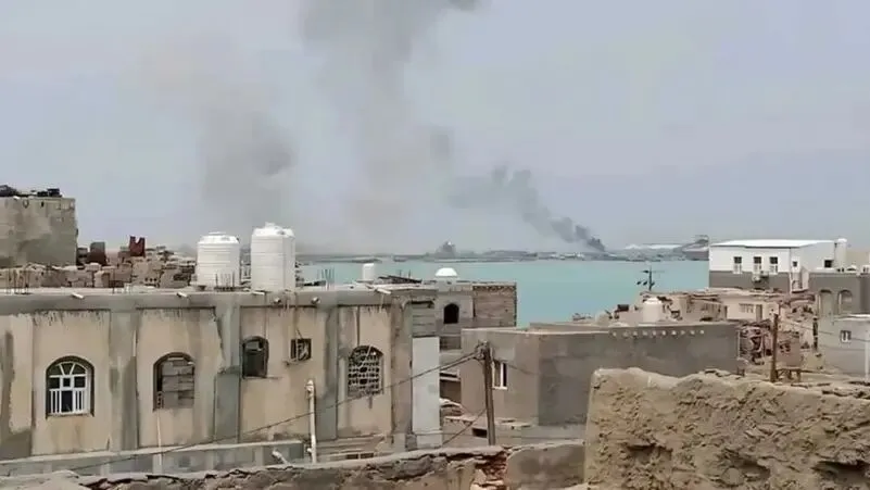 حملات هوایی عربستان به صنعا و صعده؛ یک دانشآموز شهید شد